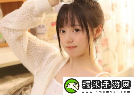 军人一见面就要八次：战友情深，感受军营的温暖与力量！！