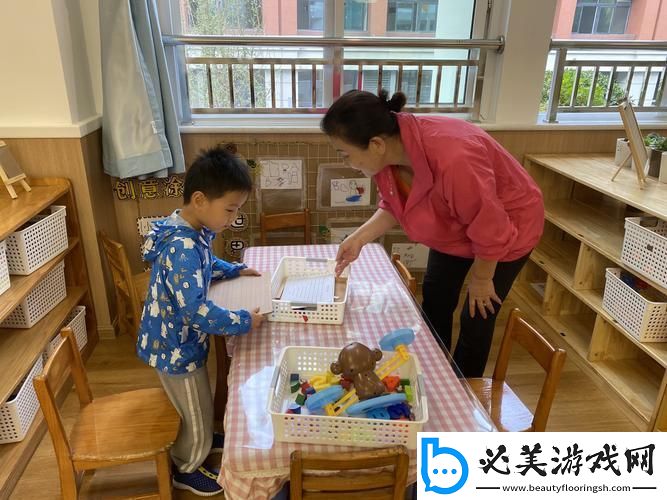 “潮课”：小玩意的大学问！！