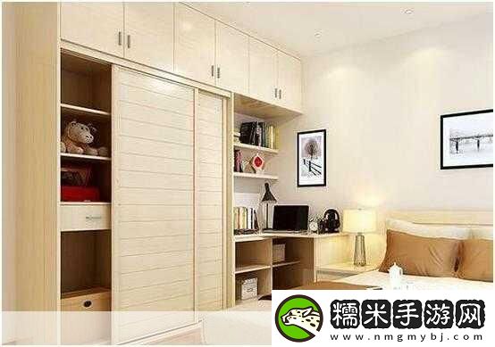 成品人和精品人的区别在哪里有着超多土豪定制-1.-成品人VS精品人：奢华定制的深度解析！